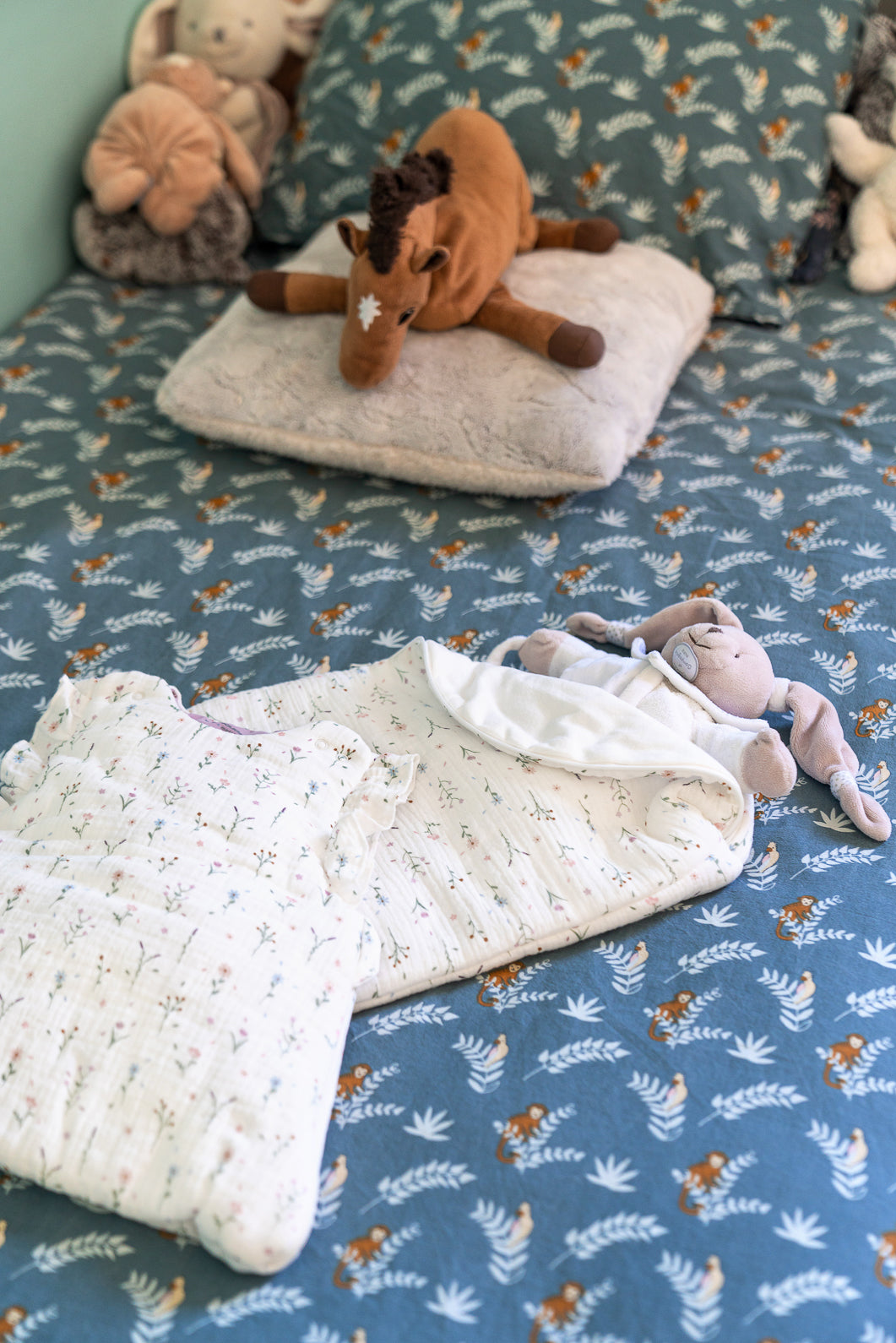 Range pyjama : peluche range pyjama pour bébé